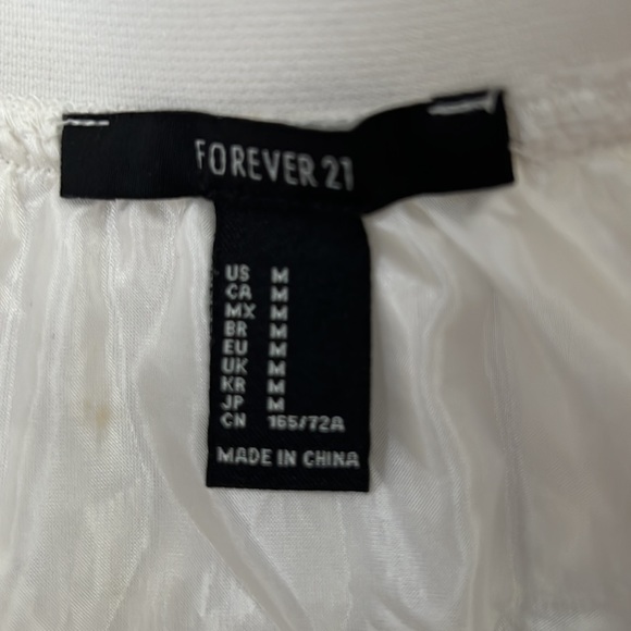 Skirt - Picture 2 of 3